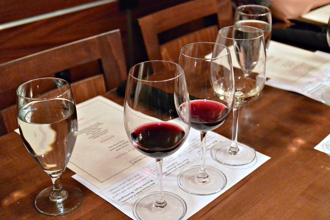 Wine, Winewood Grill