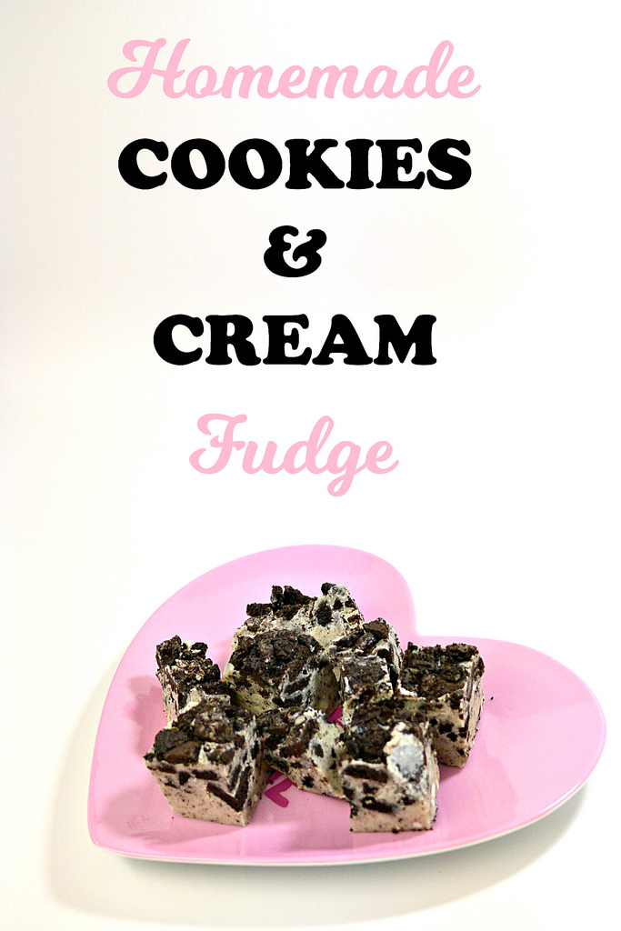 Homemade Cookies & Cream Fudge